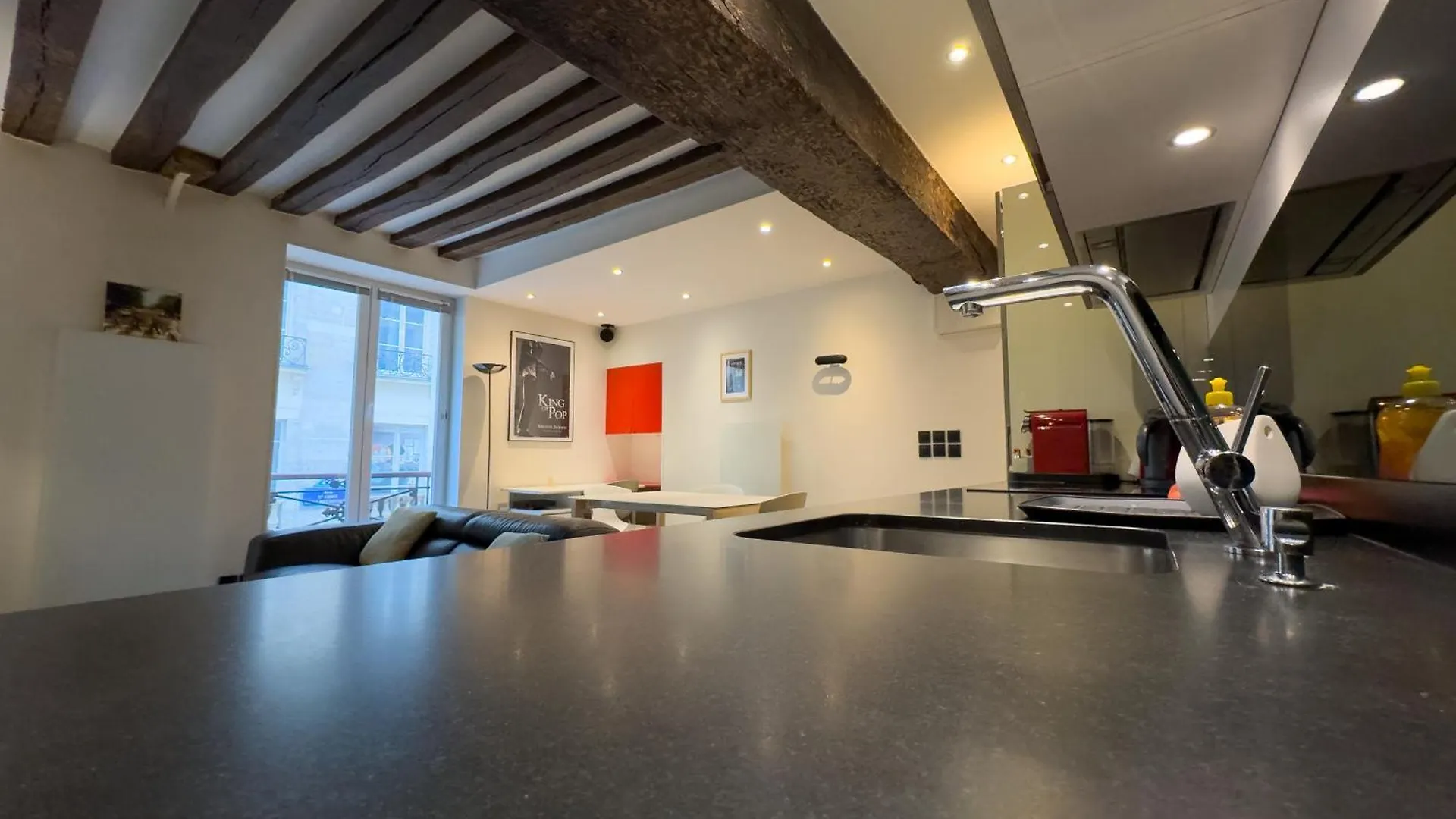 Appartement Design Au Coeur Du Marais Paris